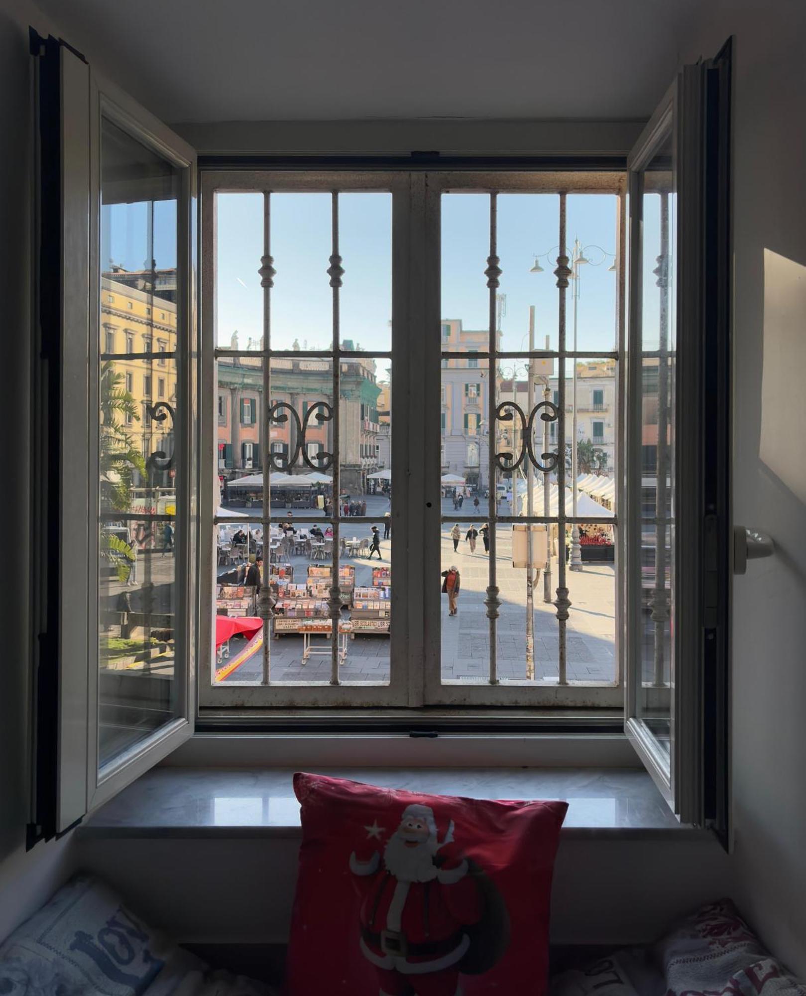 La Finestra Di Dante Naples