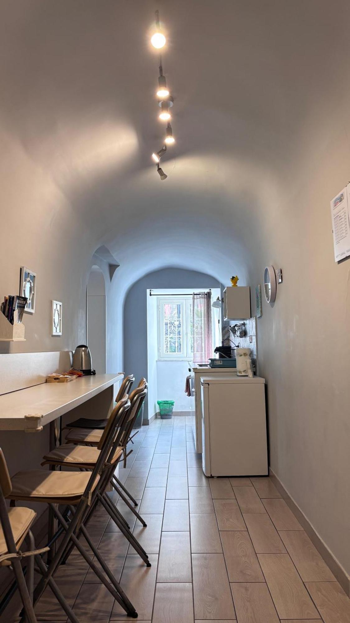 La Finestra Di Dante Naples